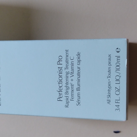 Estee Lauder Perfectionist Pro Rapid Brightening Treatment Ferment + Vitamin C - Picture 3 of 5